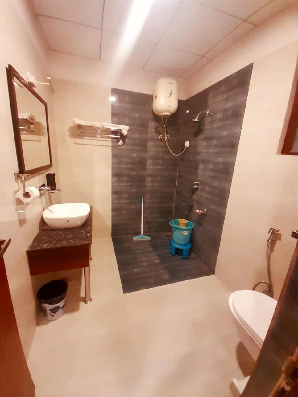 Bonfire Hostels Risikés Kültér fotó
