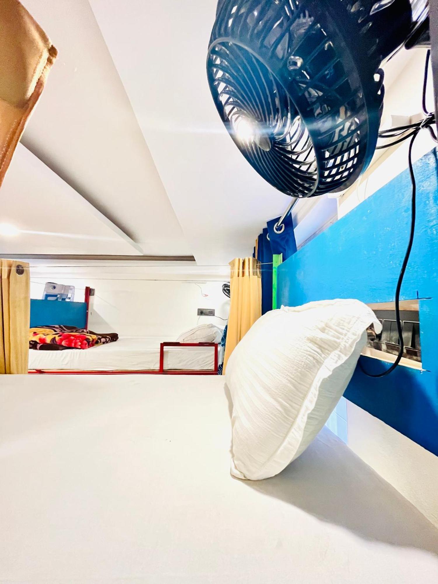 Bonfire Hostels Risikés Kültér fotó